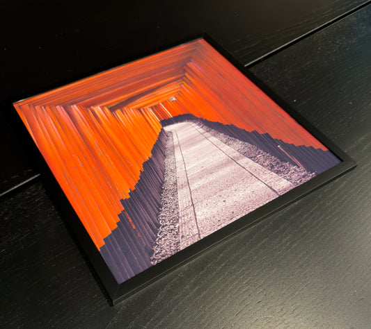 Fotodruck in Fine Art – IM INNEREN DES TORII – Limitierte Auflage