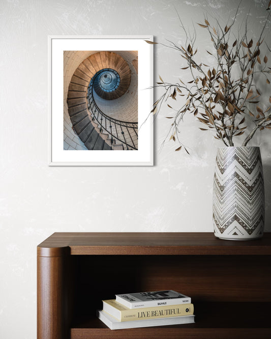 Fotodruck in Fine Art – Wirbel im Leuchtturm – Limitierte Auflage
