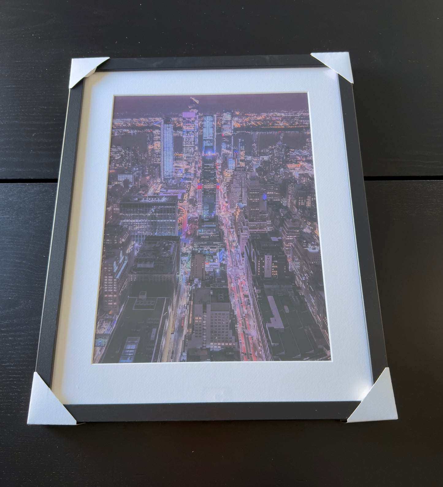 LICHTER IN MANHATTAN