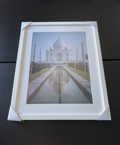 THE BEAUTIFUL TAJ MAHAL