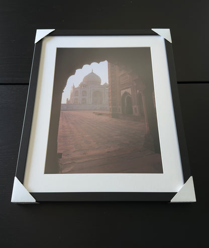 A GLIMPSE OF TAJ MAHAL