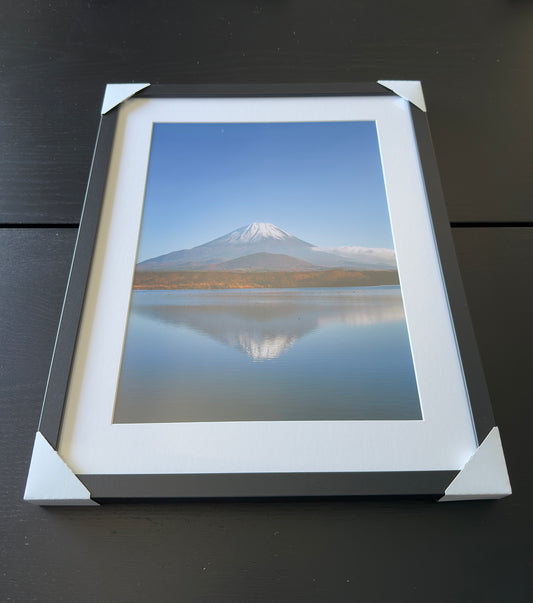 Fotodruck in Fine Art – FUJI UNTER DEM MOND – Limitierte Auflage