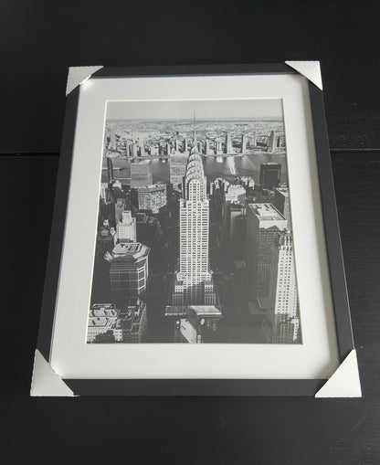 LIGHTS AND SHADOWS IN NEW YORK