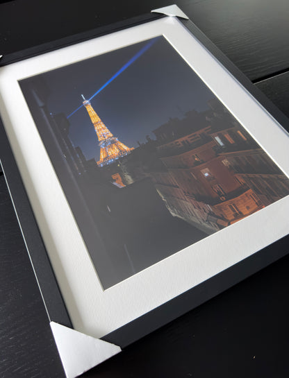 EIFFEL TOWER BY NIGHT