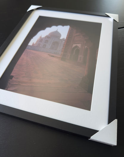 A GLIMPSE OF TAJ MAHAL