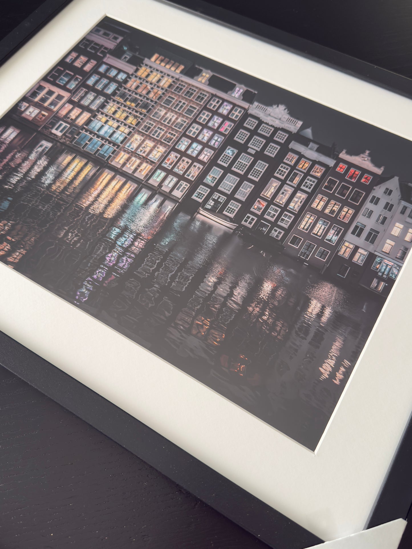 THE LIGHTS OF AMSTERDAM