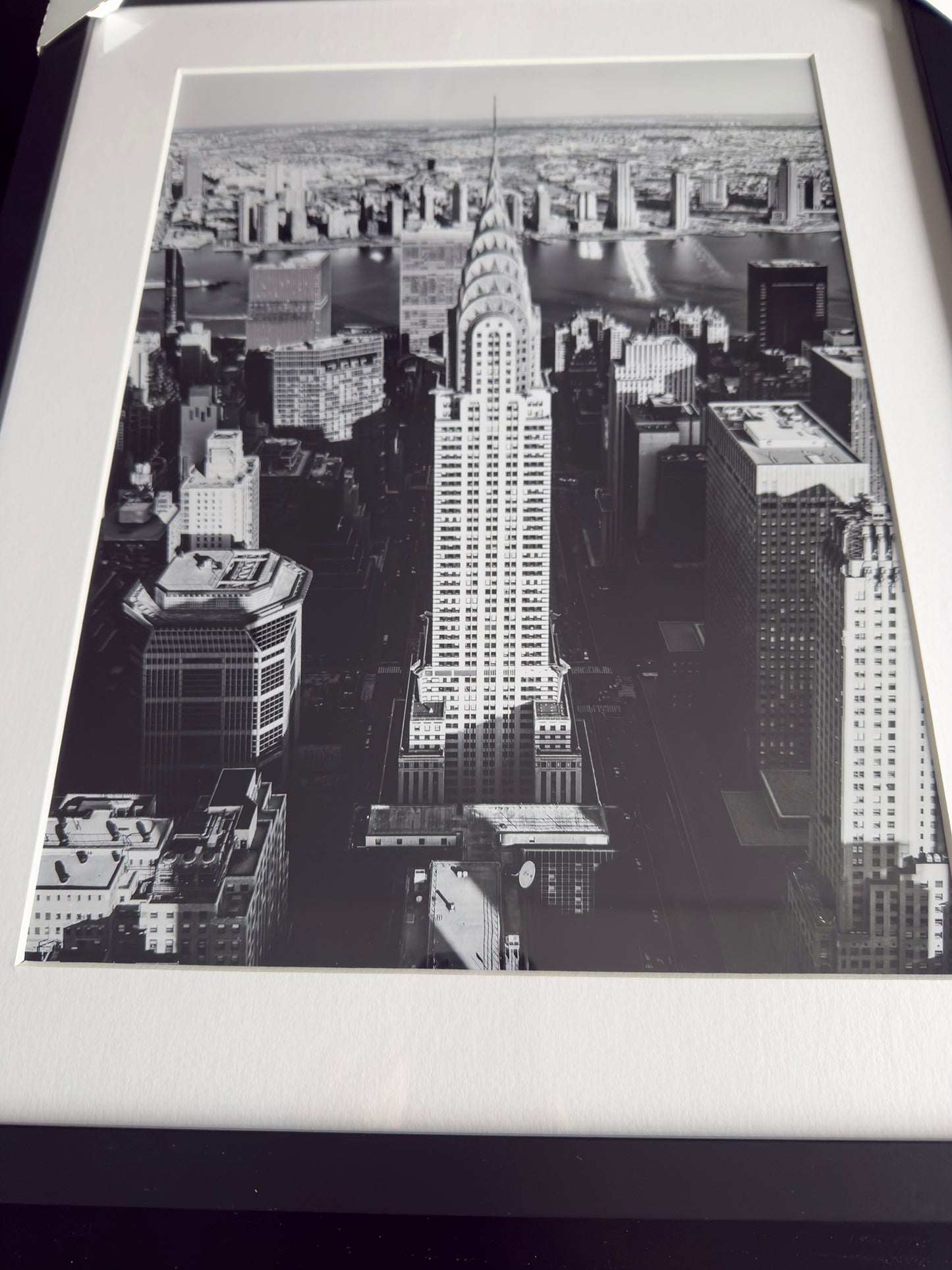 LIGHTS AND SHADOWS IN NEW YORK