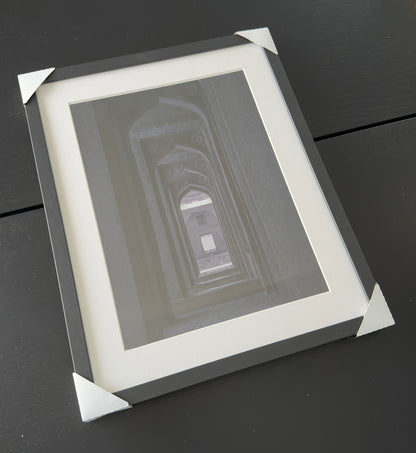 INDIAN GLIMPSES B/W Edition