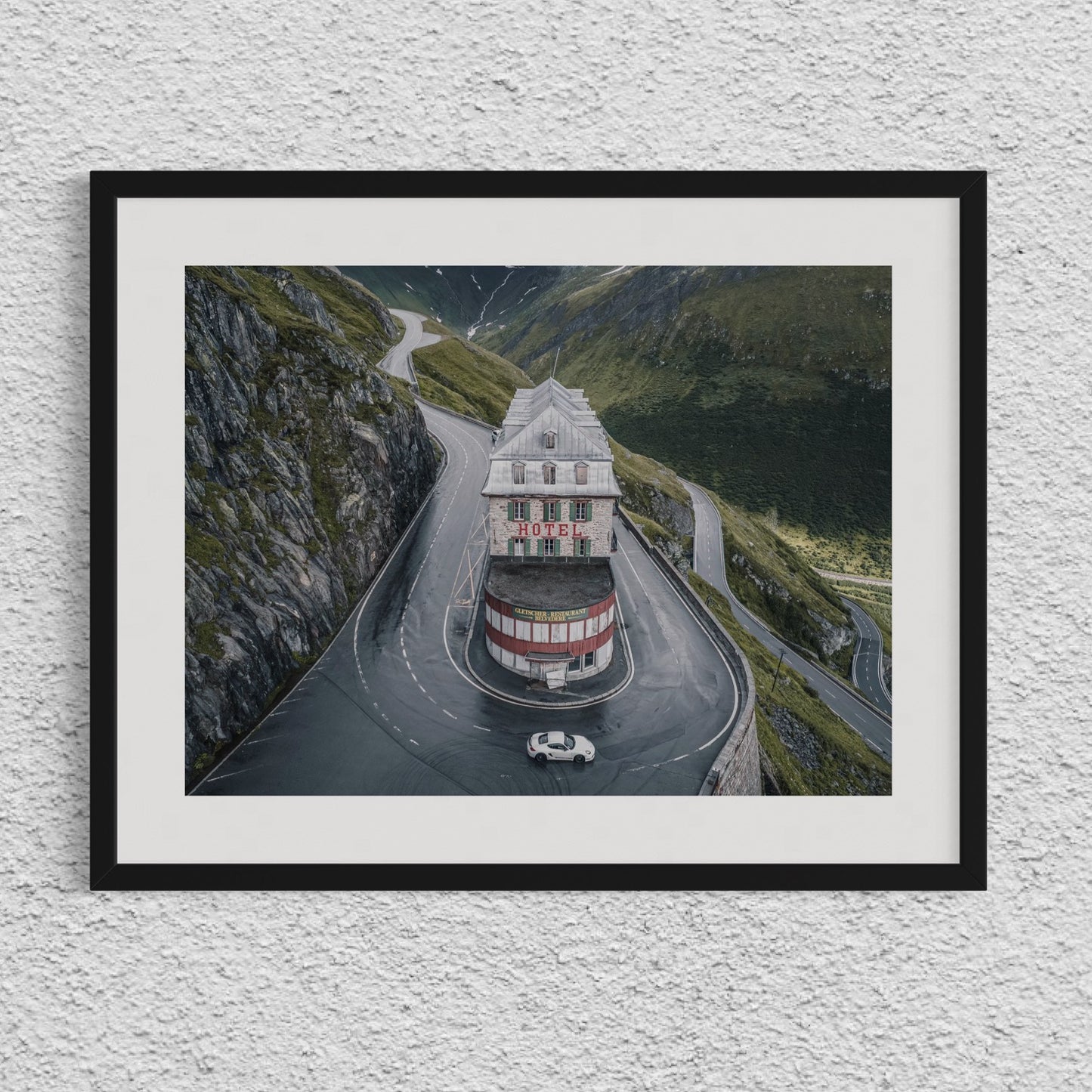 FURKAPASS WHITE SUPERCAR CLASS