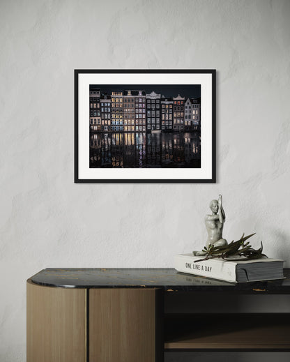 THE LIGHTS OF AMSTERDAM