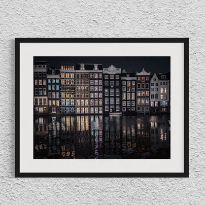 THE LIGHTS OF AMSTERDAM