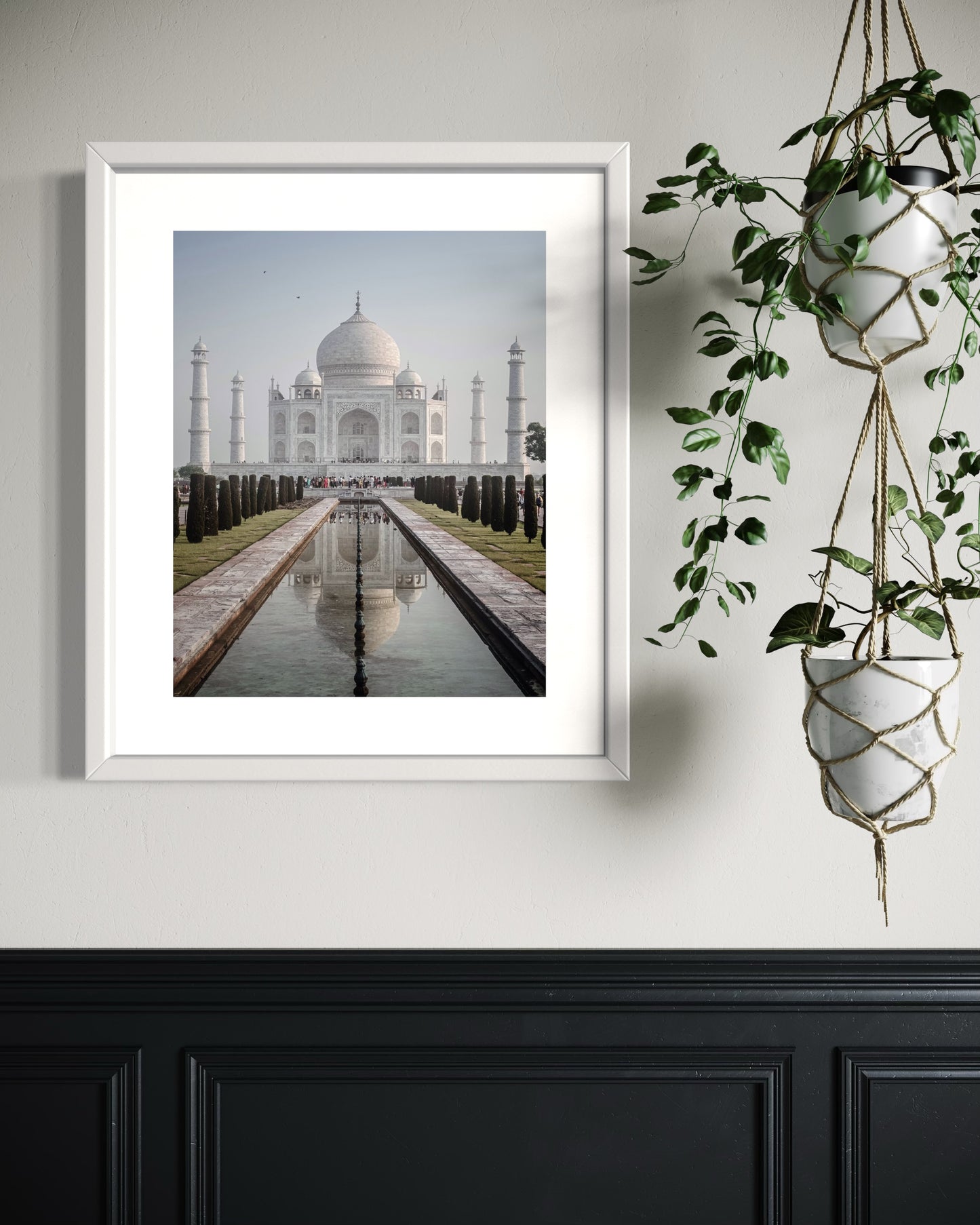 THE BEAUTIFUL TAJ MAHAL