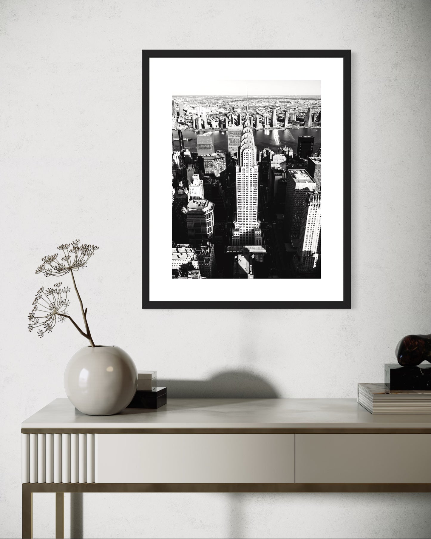 LIGHTS AND SHADOWS IN NEW YORK