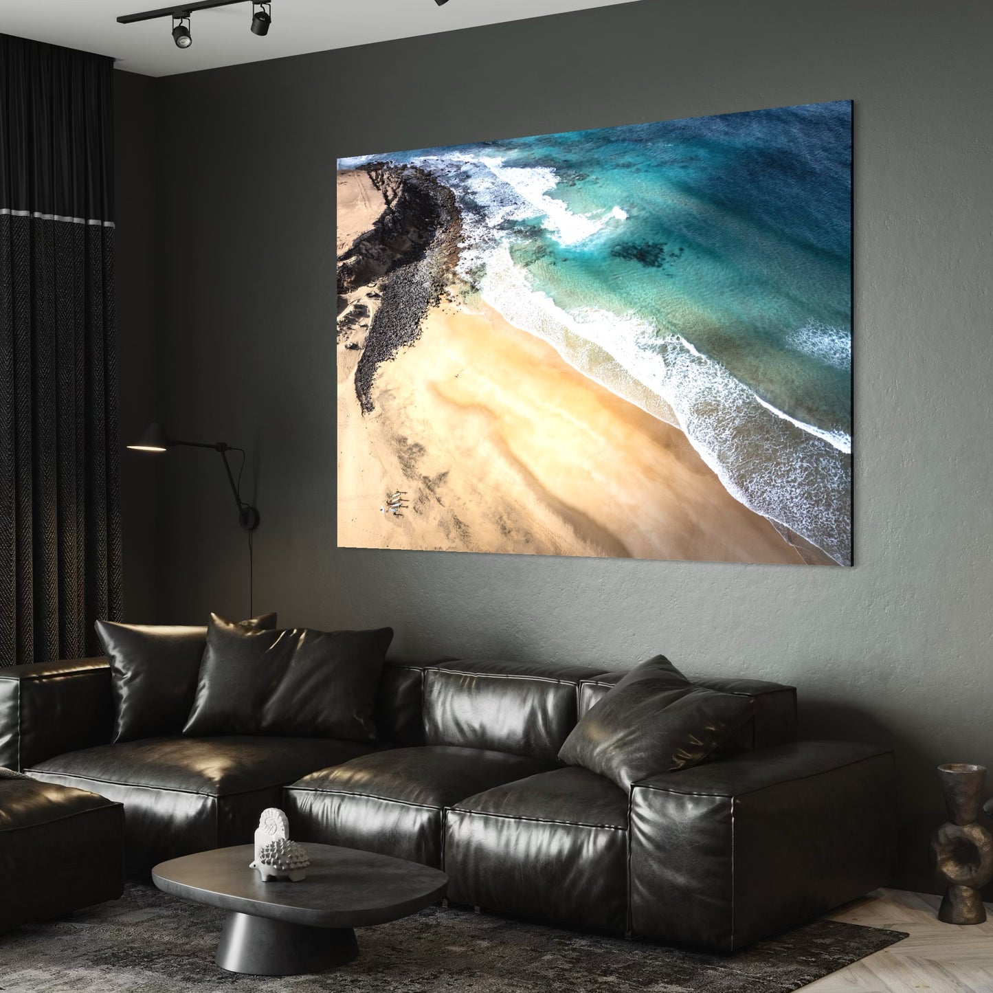 SURFERS ON THE BEACH