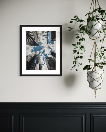 THE SKY OF MANHATTAN