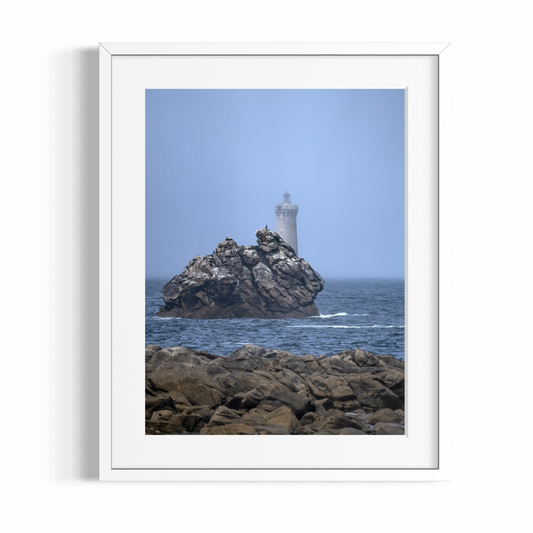 Fotodruck in Fine Art – DER LEUCHTTURM ERSCHEINT – Limitierte Auflage