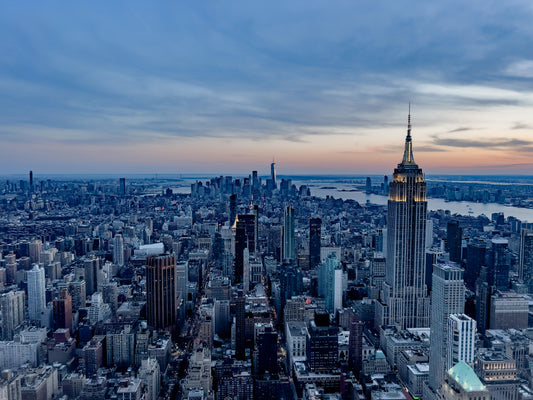 THE ROOFTOP ON MANHATTAN