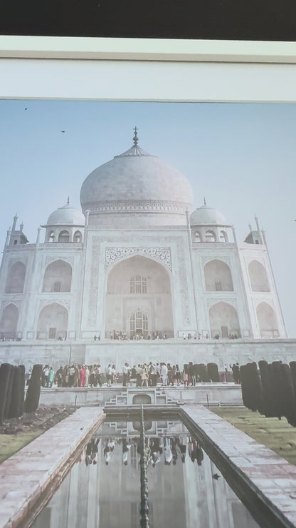 THE BEAUTIFUL TAJ MAHAL